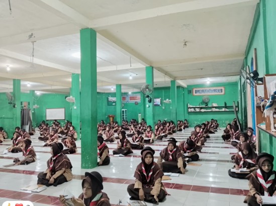 Ujian Kepramukaan Santri Putri semester Genap TP 2024-2025